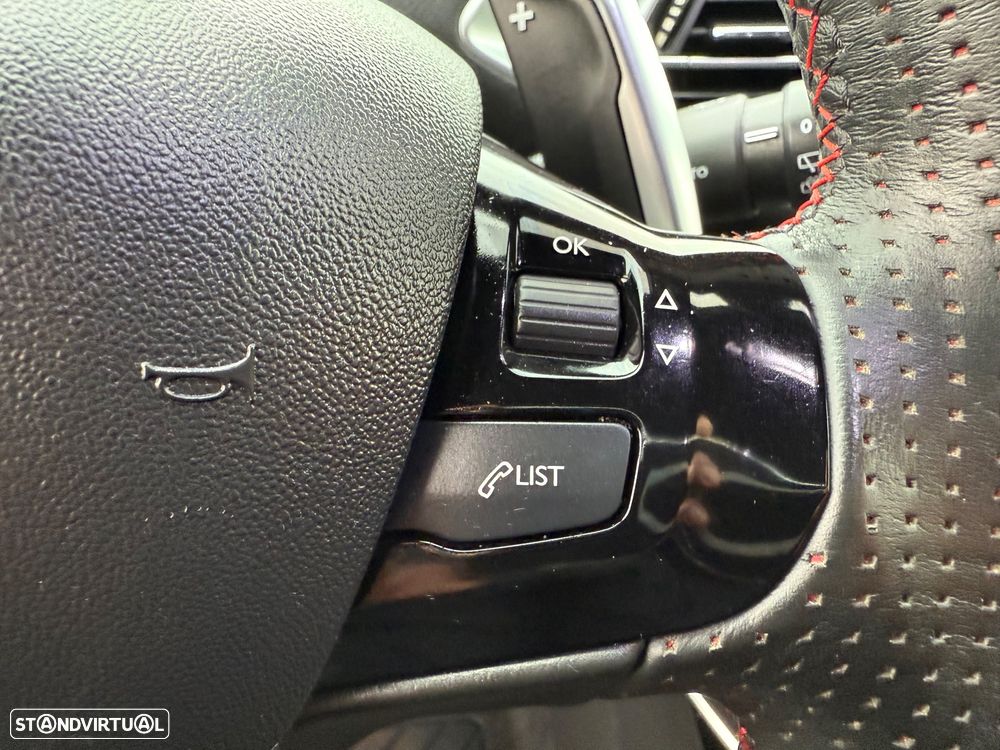 Peugeot 308 SW BlueHDi 130 EAT8 Stop & Start GT - 32