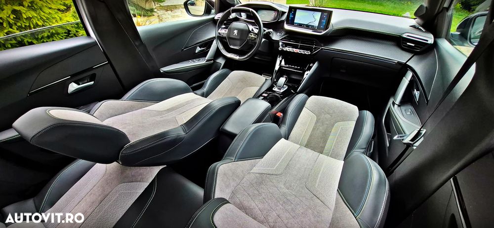 Peugeot 208 e-208 GT-Line - 25