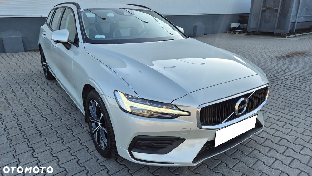 Volvo V60 B4 D Geartronic Momentum Pro - 4