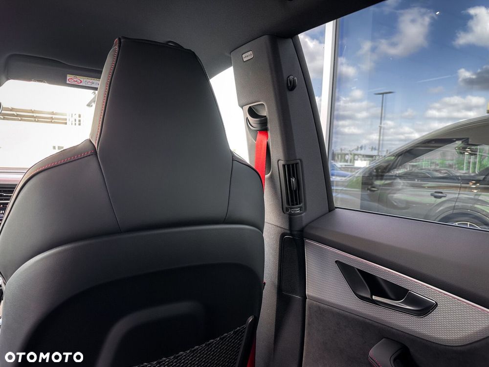 Audi SQ8 - 40