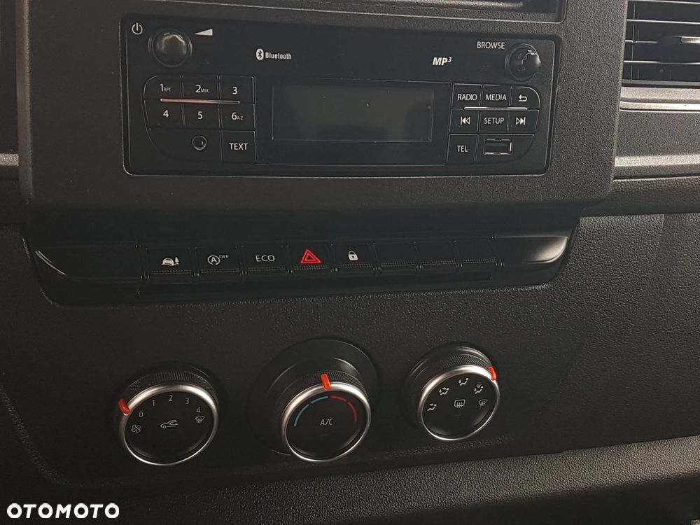 Renault MASTER KONTENER 8EP 4,21x2,23x2,22 KLIMA MANUAL  6-BIEGÓW KRAJOWY DMC 3500KG - 33