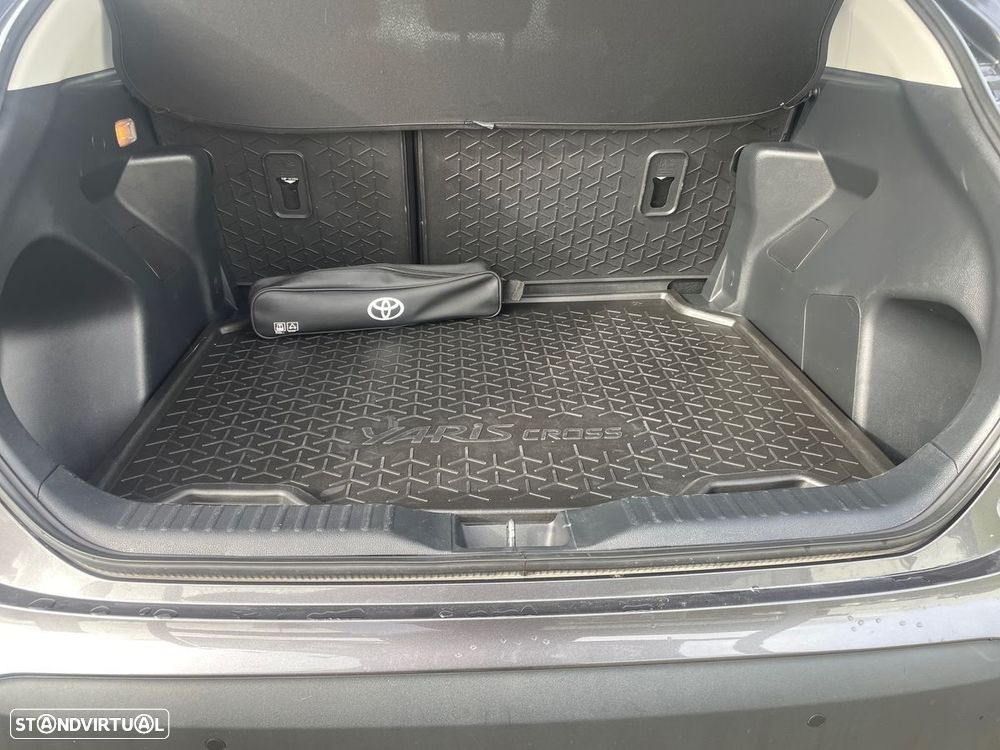 Toyota Yaris Cross 1.5 HDF Comfort Plus - 12