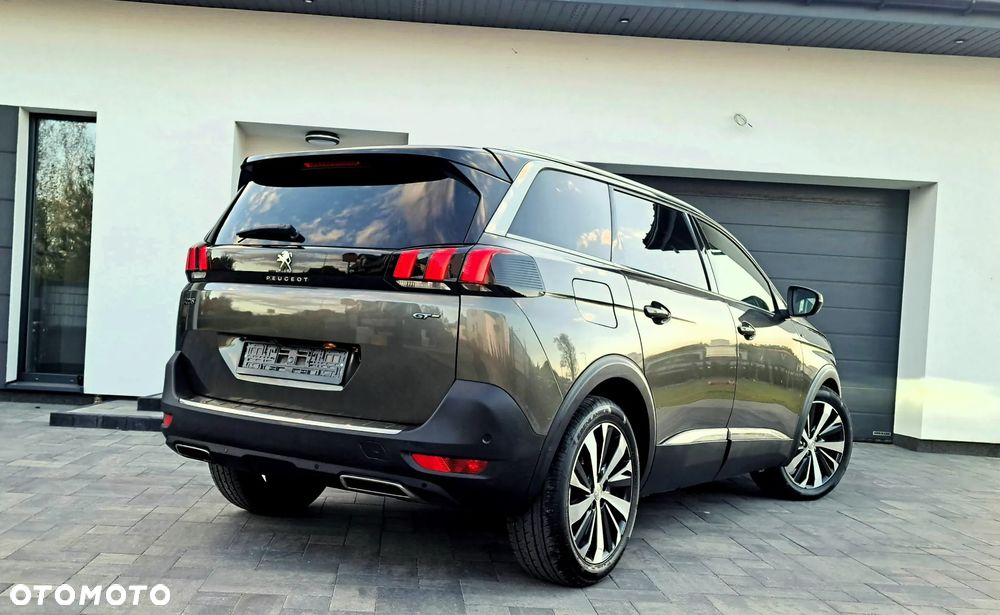 Peugeot 5008 - 3