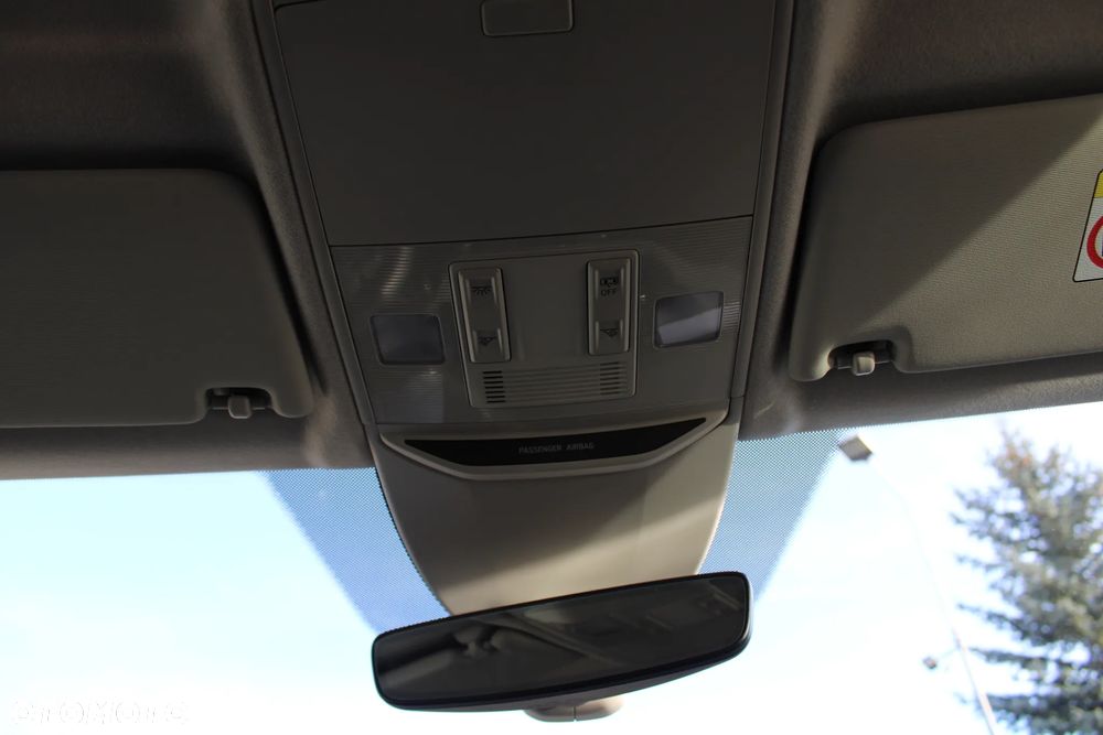 Skoda Fabia 1.0 TSI Selection DSG - 25