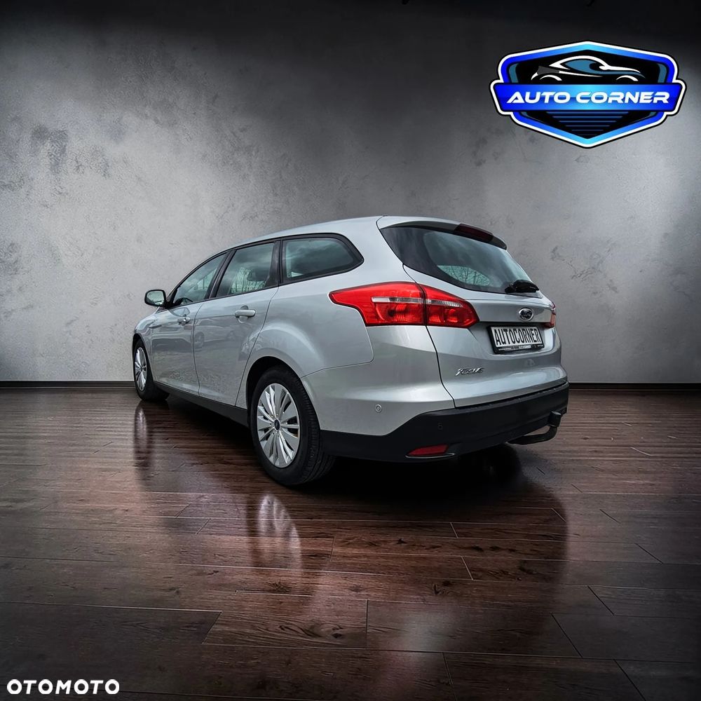 Ford Focus 2.0 TDCi Titanium ASS - 3