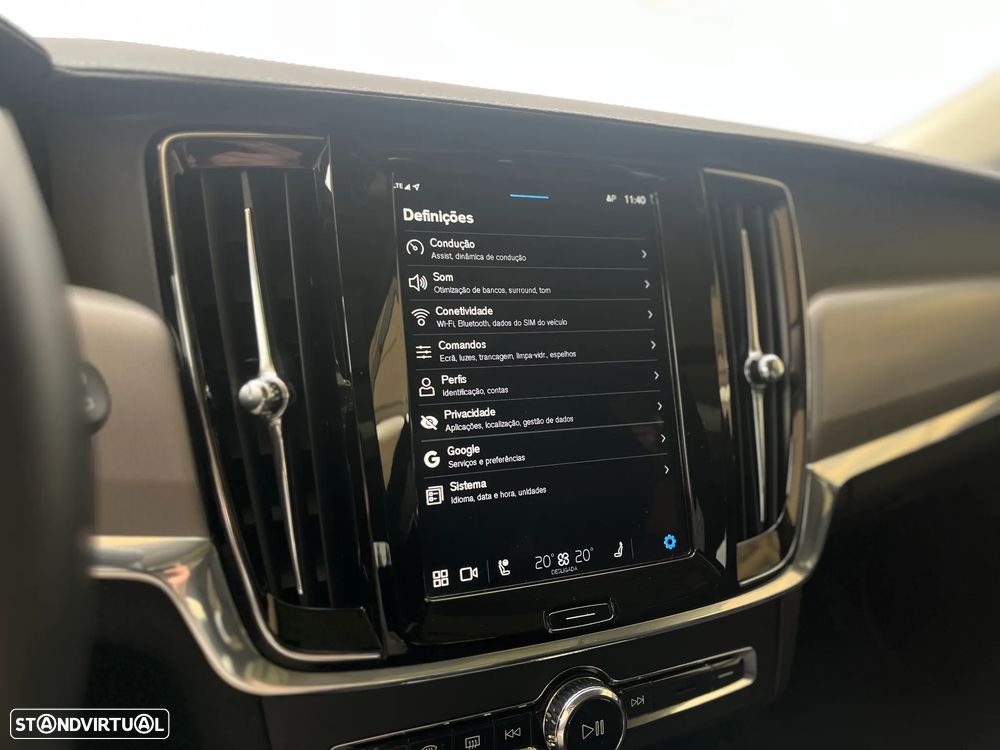 Volvo V90 2.0 T6 PHEV Plus Dark AWD - 37