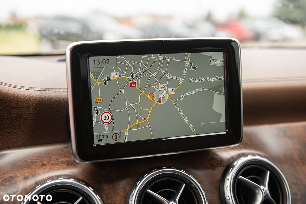 Mercedes-Benz GLA 220 CDI 4Matic 7G-DCT - 22