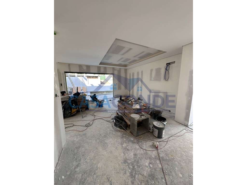 Moradia Isolada V3 +1C/Piscina - Grande imagem: 5/18