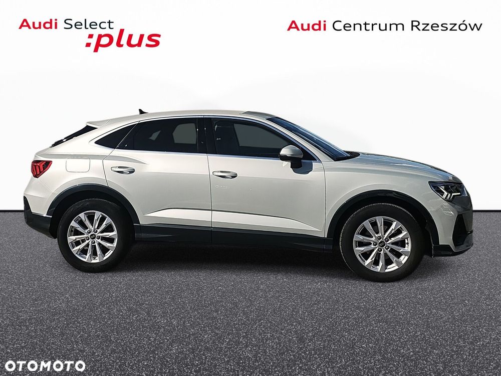 Audi Q3 Sportback - 4