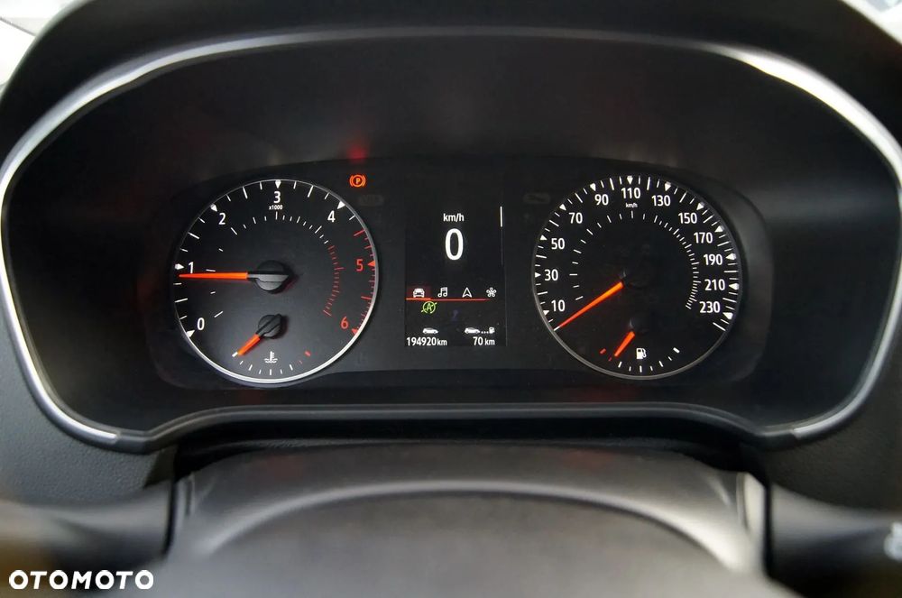 Renault Megane 1.5 Blue dCi Intens - 12