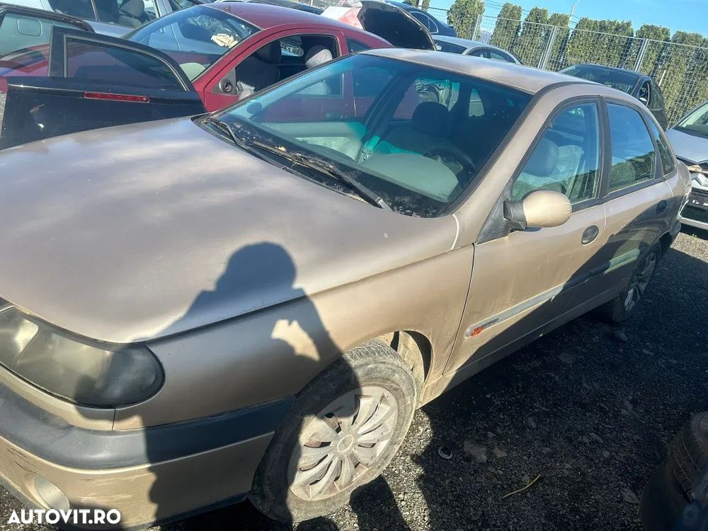 Dezmembrez Renault Laguna 2000 HATCHBACK 1.6i, COD MOTOR :K4M-F7-20 - 3