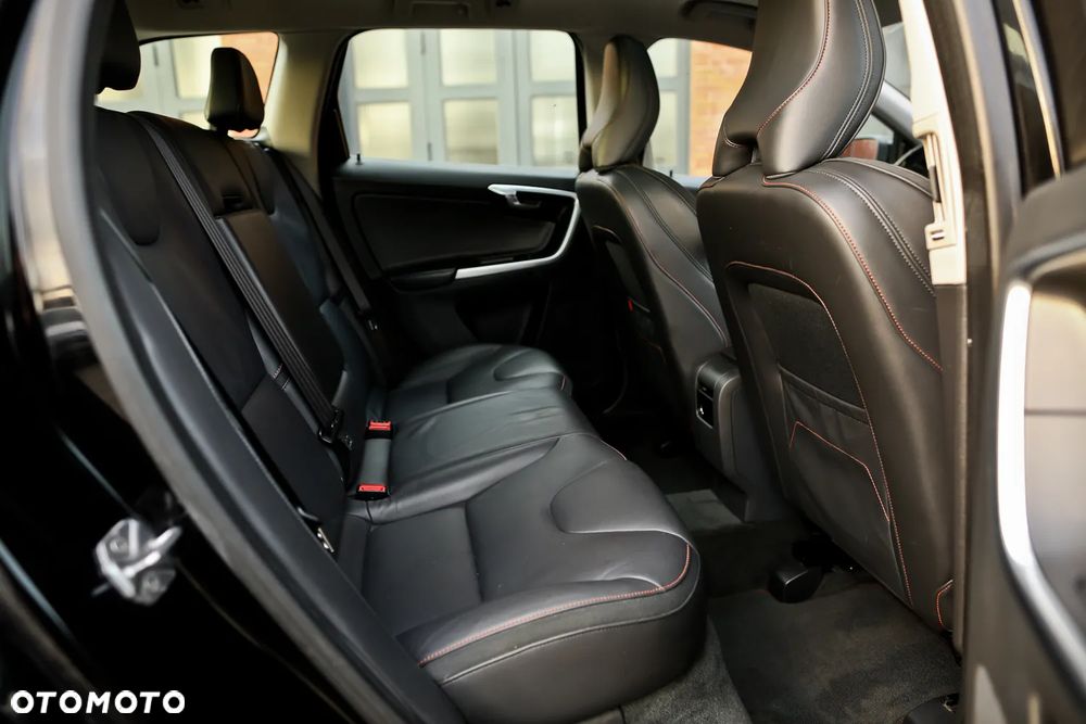 Volvo XC 60 D3 Geartronic Ocean Race - 27