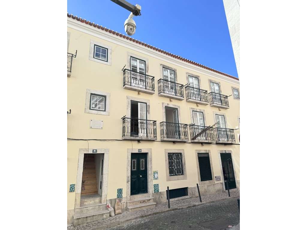 Apartamento para arrendar na Rua das Gaivotas 11, Misericórdia - Grande imagem: 2/8