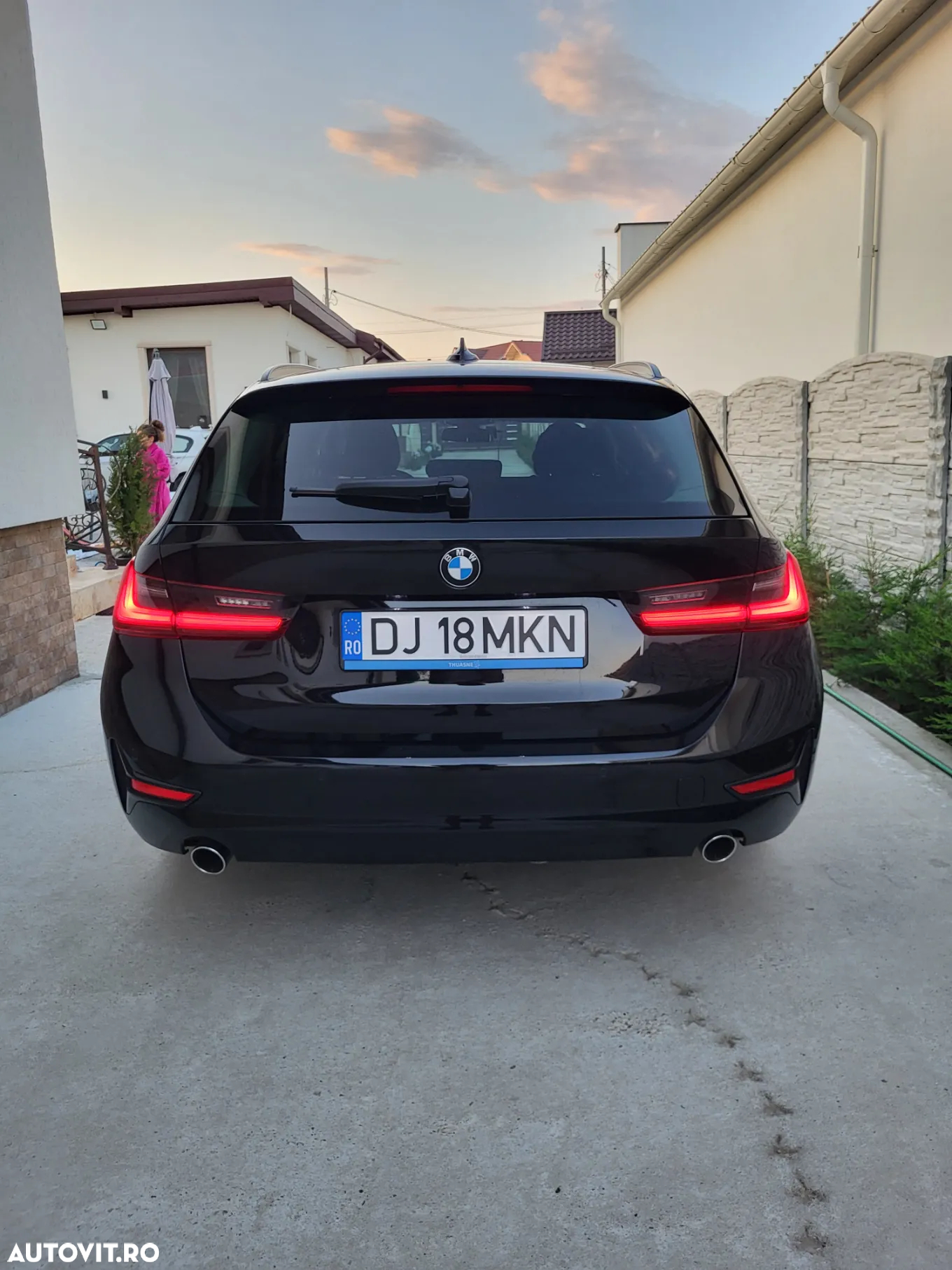 BMW Seria 3 318d Touring Aut. Sport Line - 8