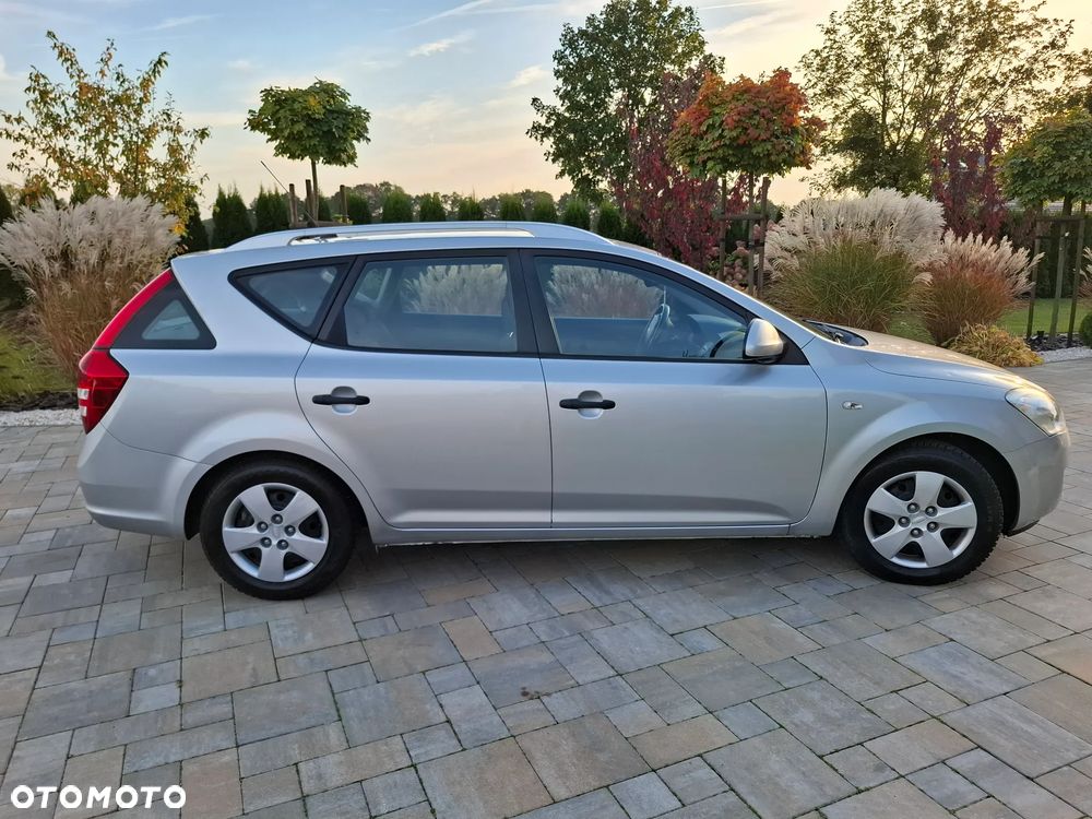Kia Ceed 1.6 CVVT LX - 22