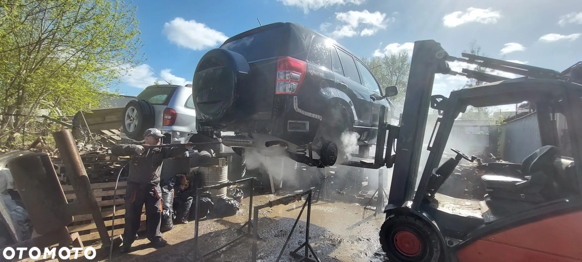 Suzuki Grand Vitara 2.0 - 13