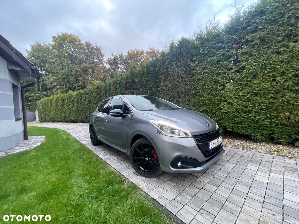 Peugeot 208 - 3