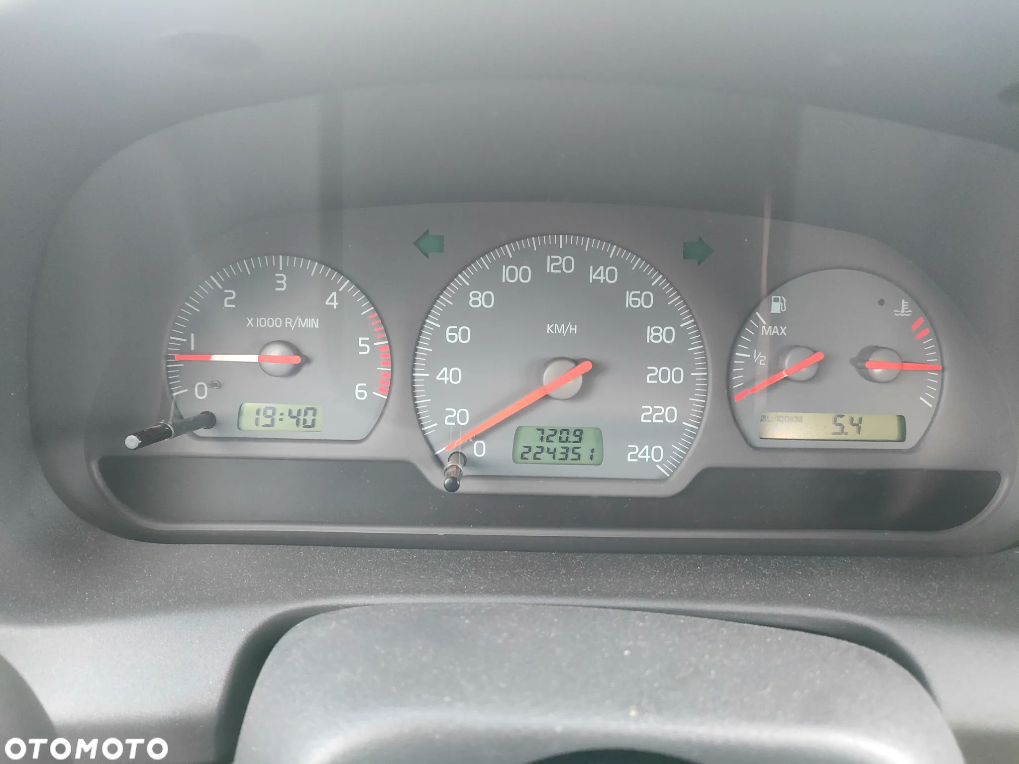 Volvo S40 1.9D Sport - 19