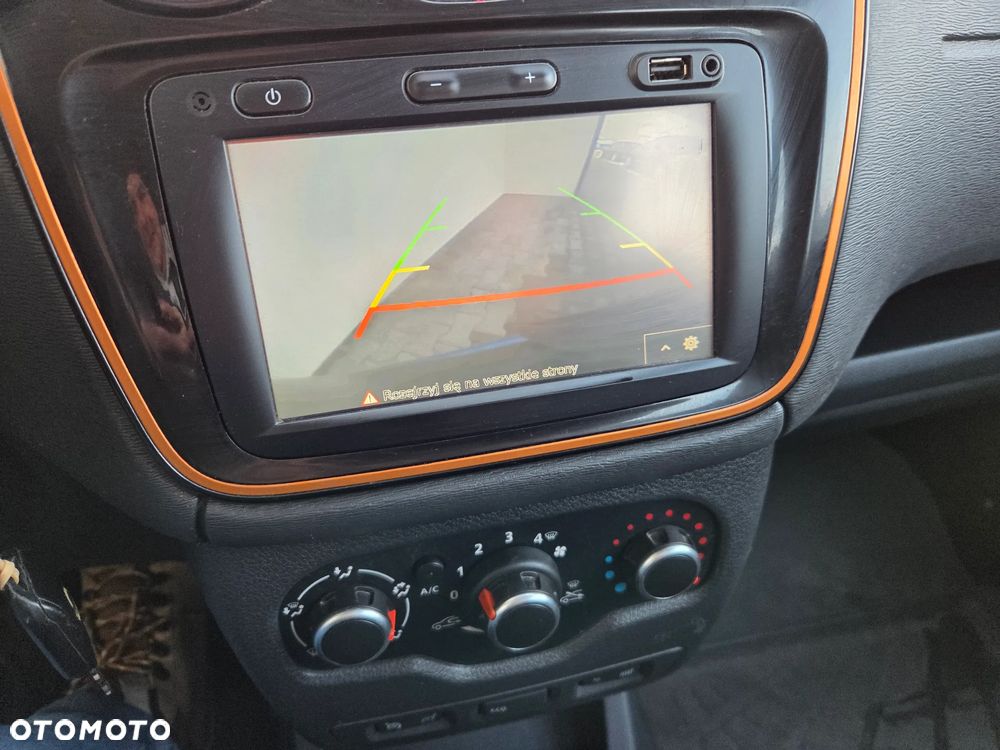 Dacia Lodgy dCi 110 Stepway Celebration - 10