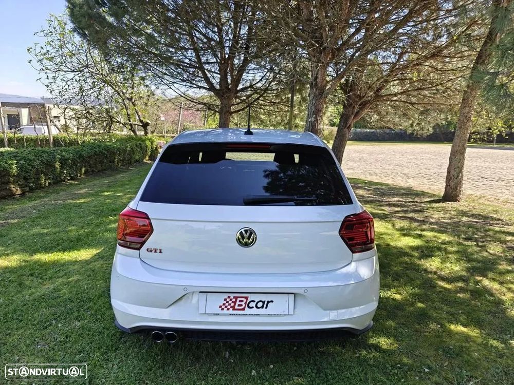 VW Polo 2.0 TSI GTI DSG - 12
