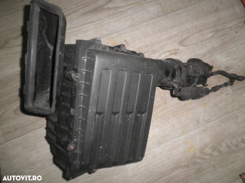 Carcasa filtru aer completa + debitmetru Seat Leon 3, Skoda Octavia 3, VW Golf 7, 1.6 TDI 5Q0129607S - 2
