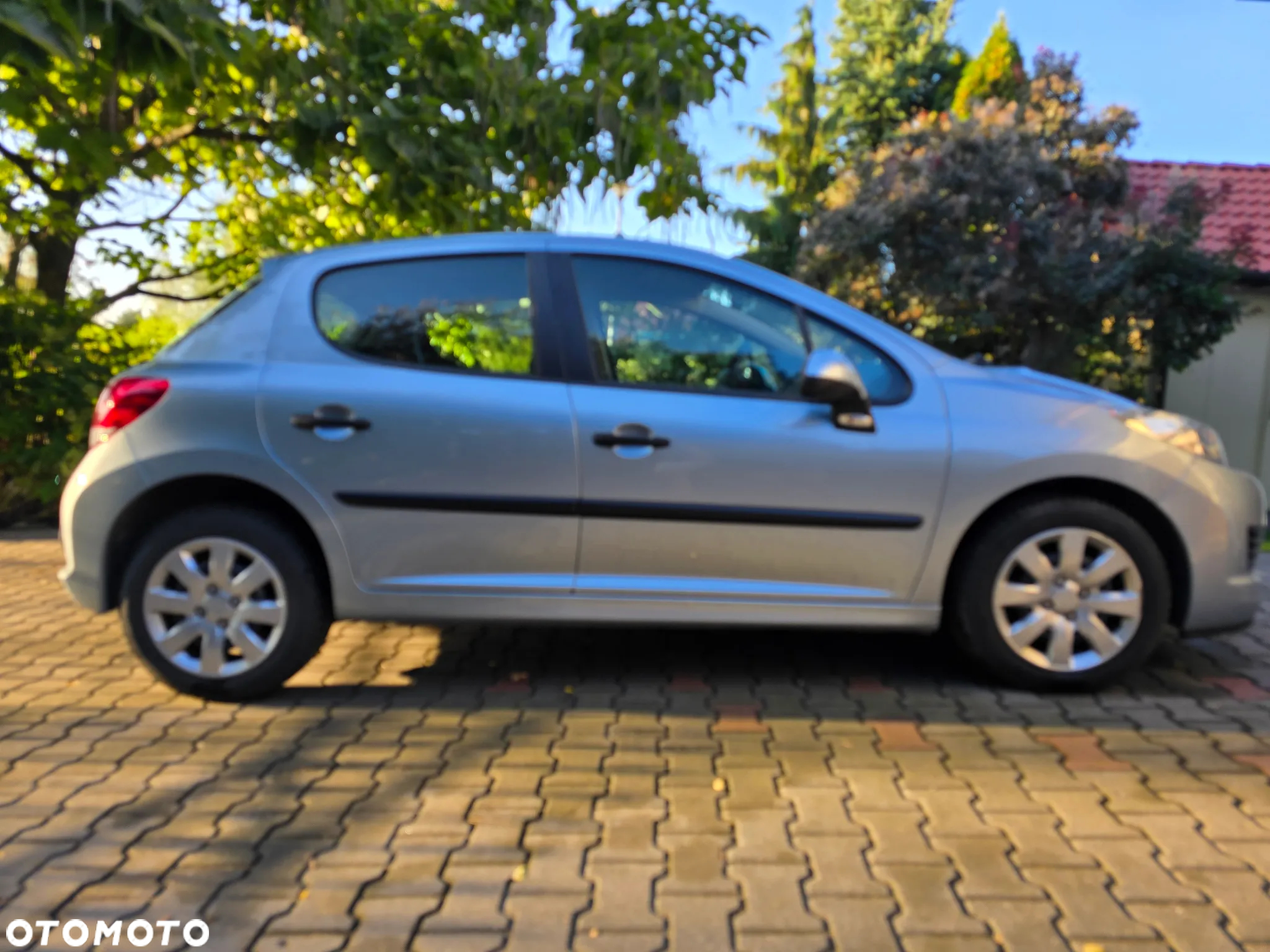 Peugeot 207 1.4 Presence - 11