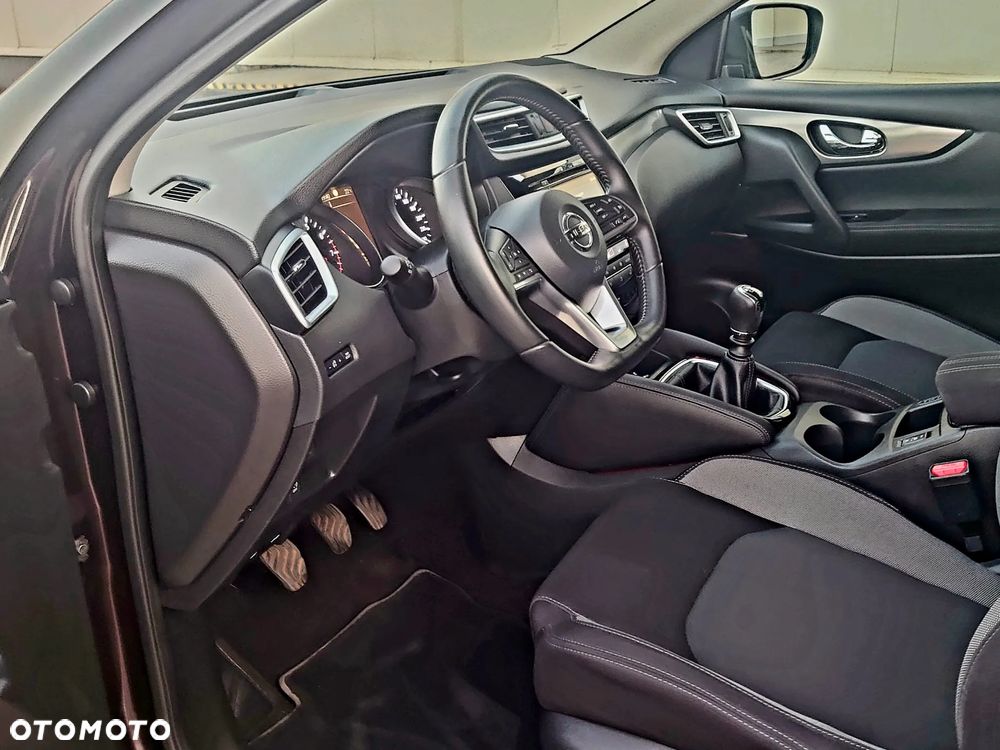 Nissan Qashqai - 32