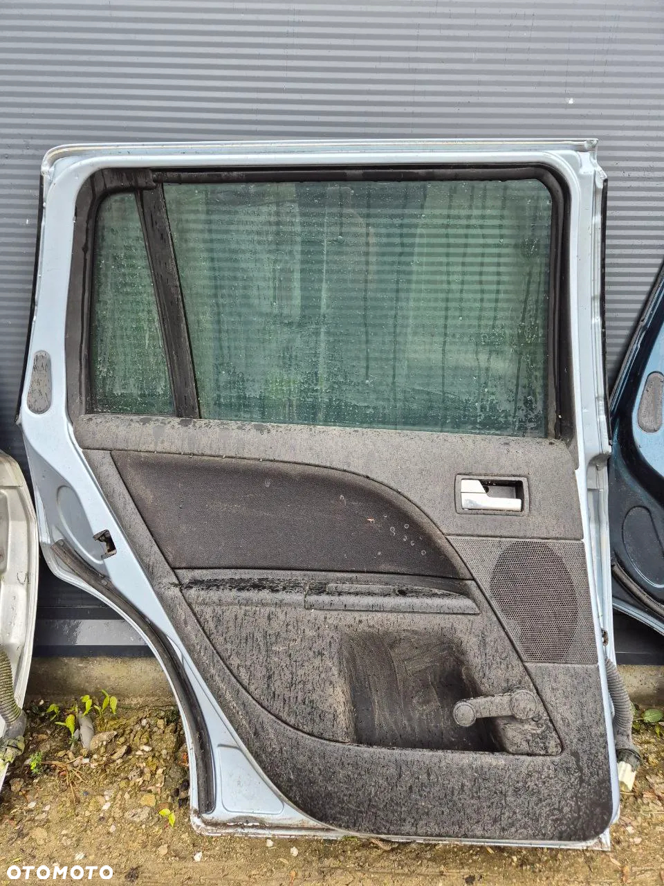 DRZWI FORD MONDEO MK3 KOMBI - 13