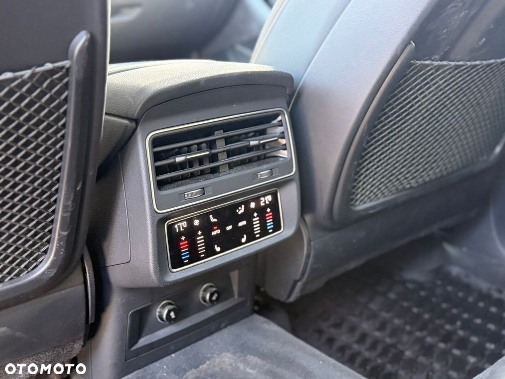 Audi Q8 50 TDI mHEV Quattro Tiptronic - 16