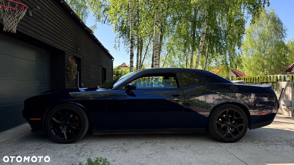 Dodge Challenger - 5