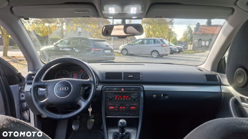 Audi A4 Avant - 6
