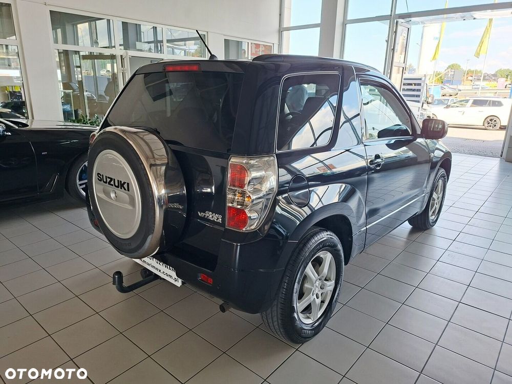 Suzuki Grand Vitara 1.6 - 6