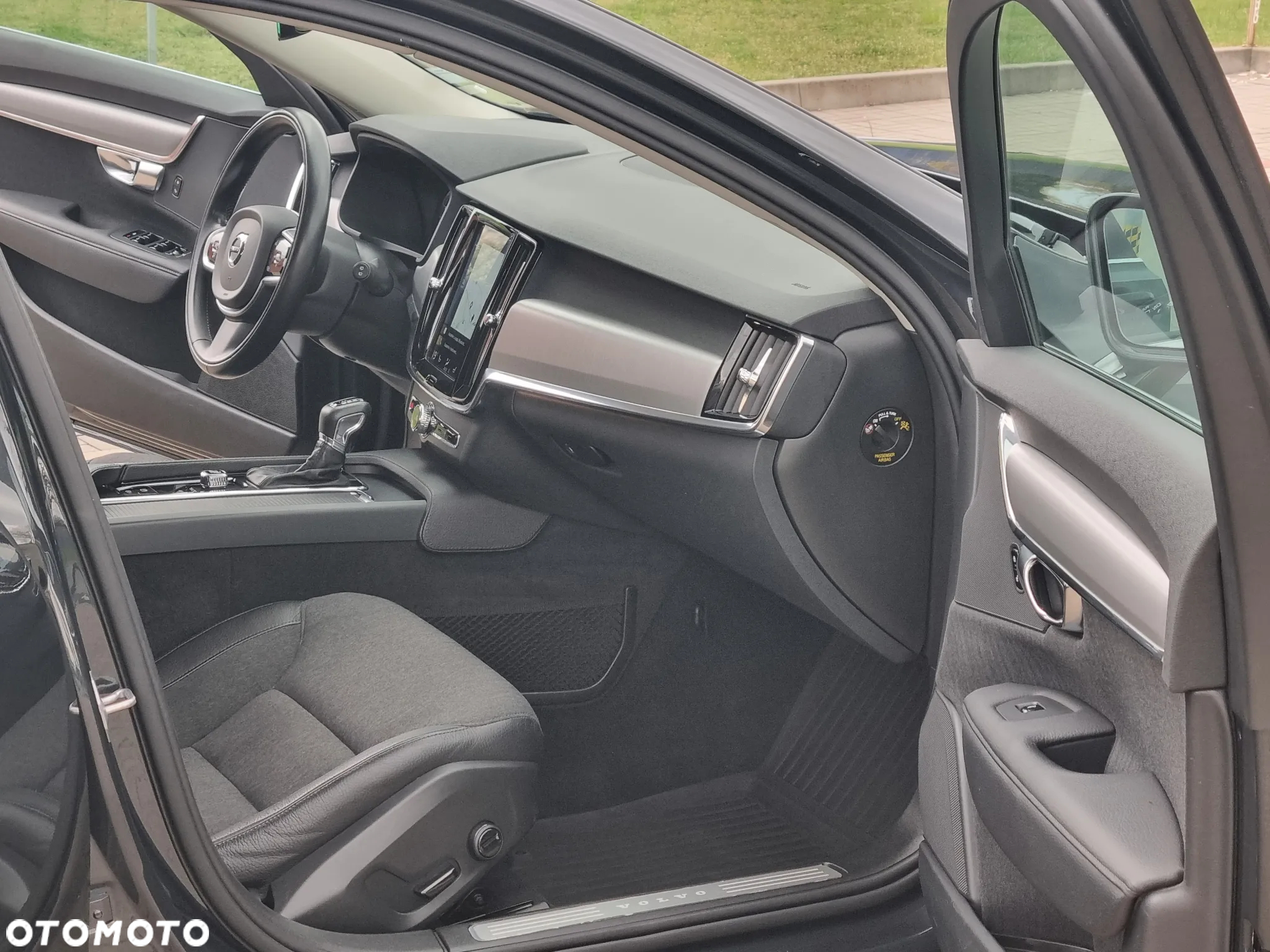 Volvo V90 D4 Geartronic Momentum Pro - 15