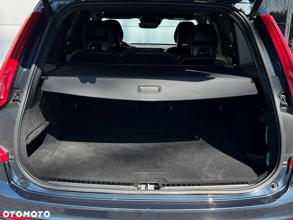 Volvo XC 90 - 12