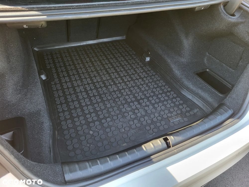 BMW Seria 5 - 16