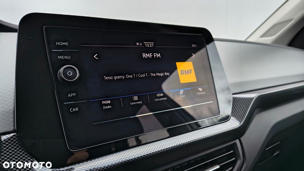 Volkswagen T-Cross - 19