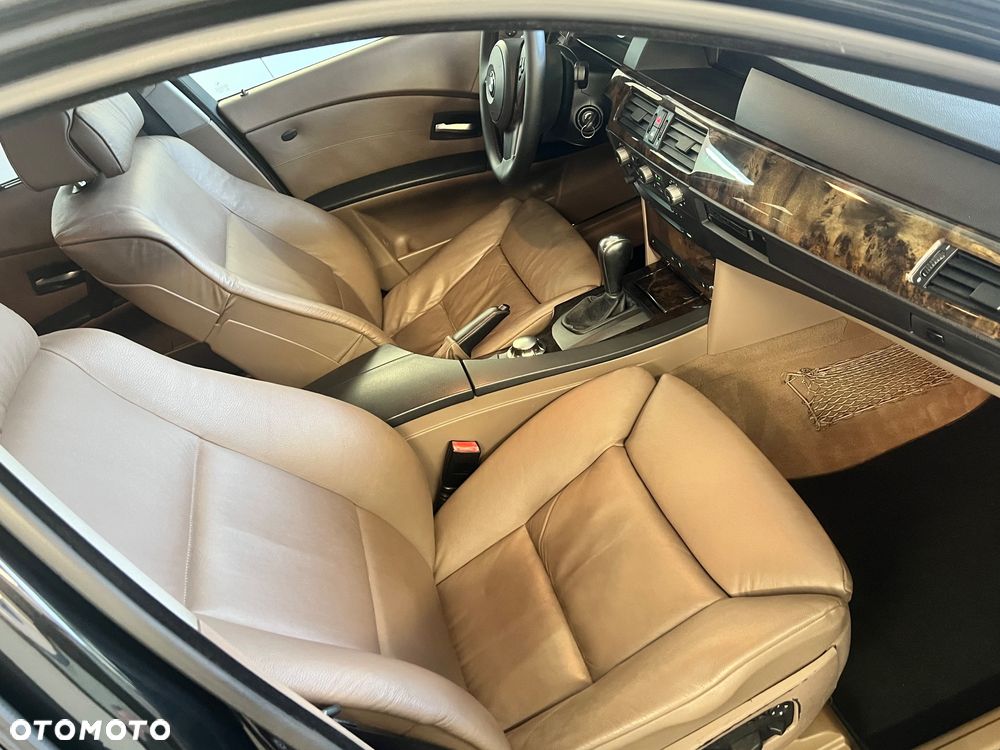 BMW Seria 5 - 17