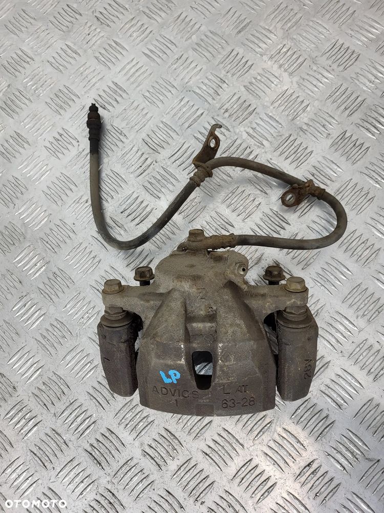 Toyota Rav4 III Zacisk Hamulcowy Lewy Prawy Przód - 2