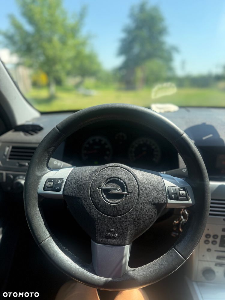Opel Astra 1.6 Edition - 15