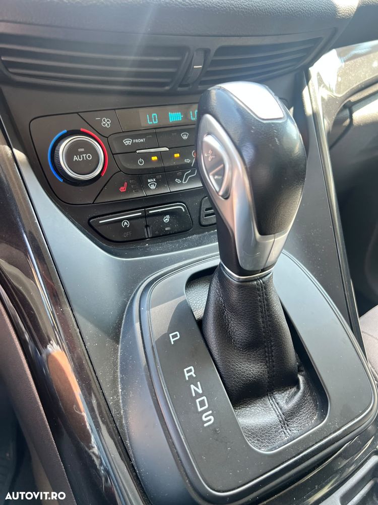 Ford Kuga - 16