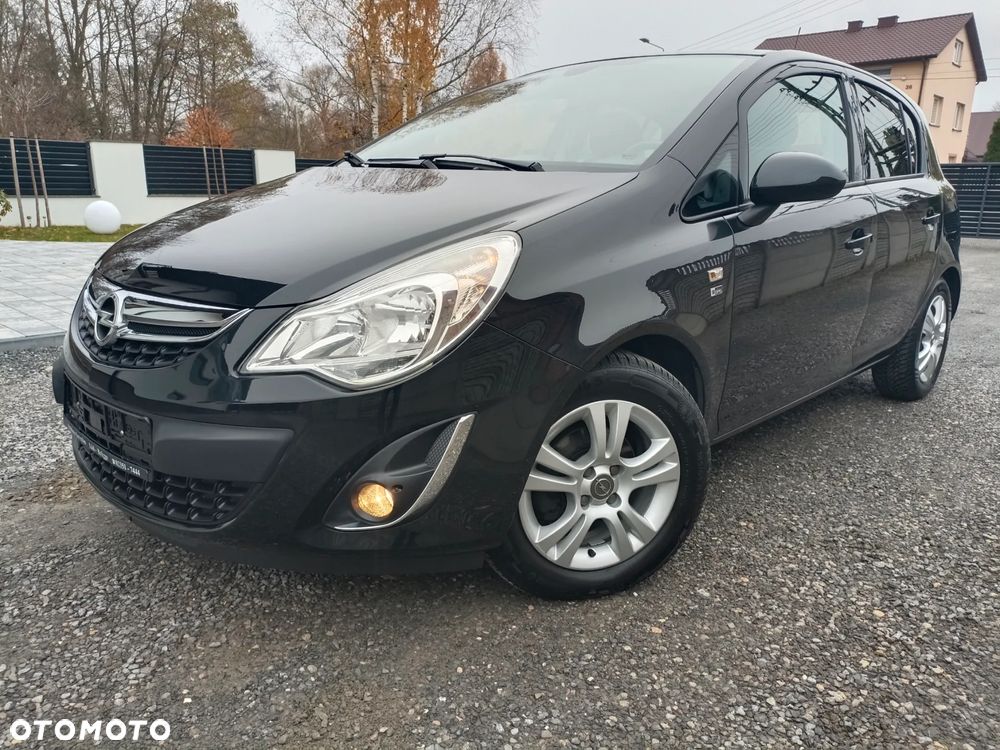 Opel Corsa 1.4 16V 150 Jahre - 2