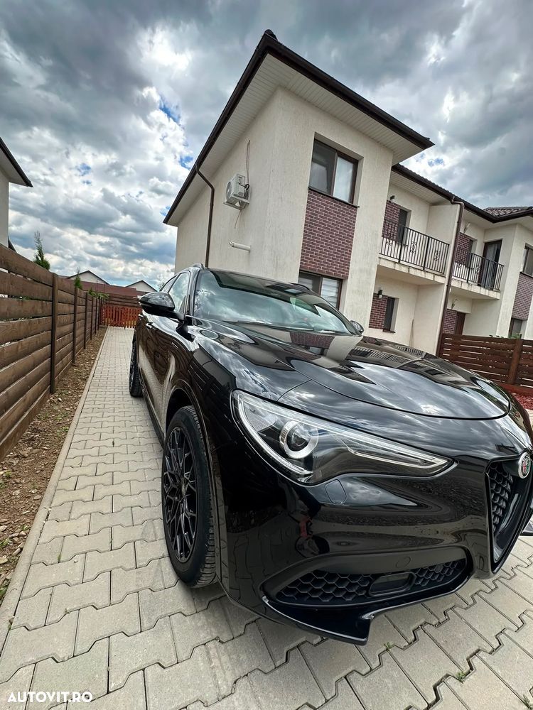 Alfa Romeo Stelvio 2.0 Turbo AWD AT8 Veloce - 4