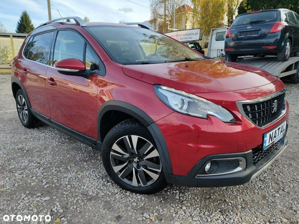 Peugeot 2008 1.2 Pure Tech Allure S&S - 5