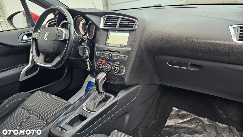 DS Automobiles DS 4 Crossback - 17