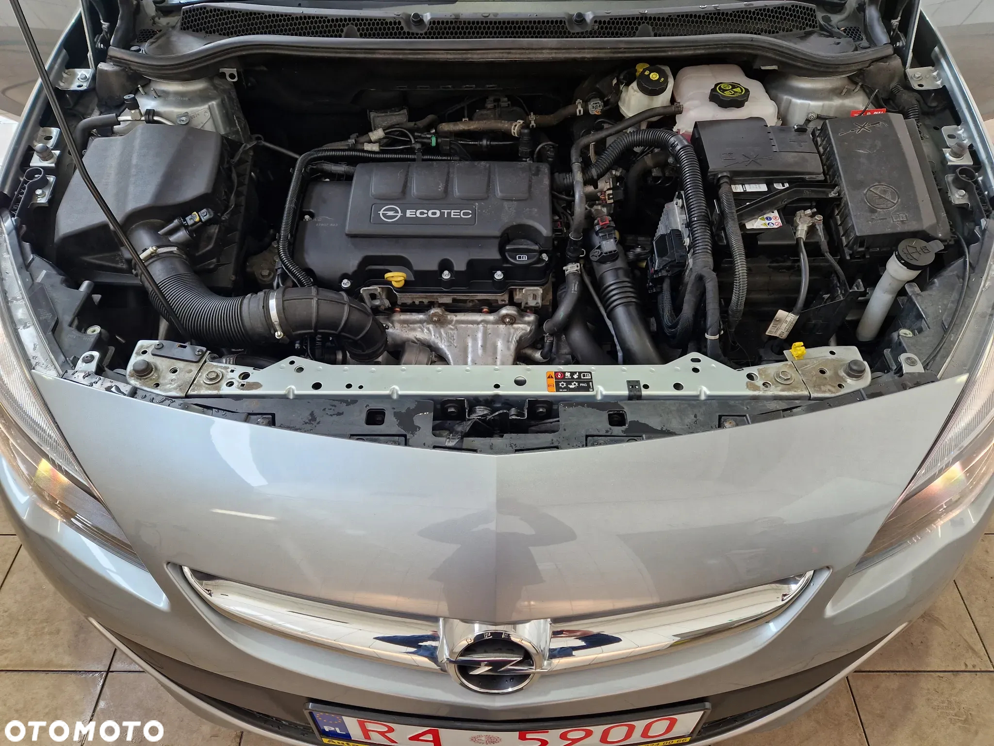 Opel Astra 1.4 Turbo Color Edition - 29