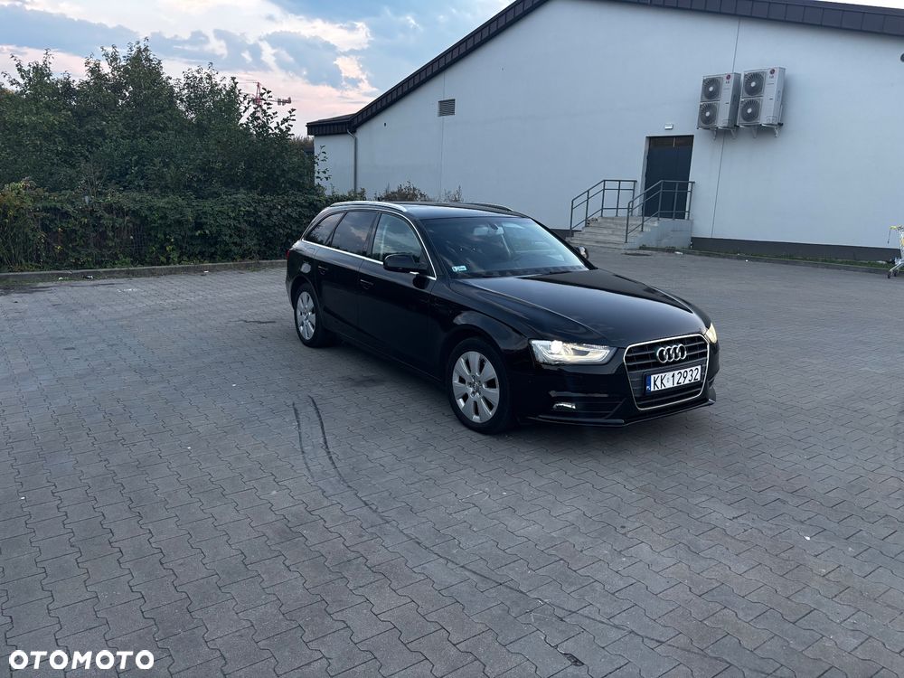 Audi A4 Avant - 16