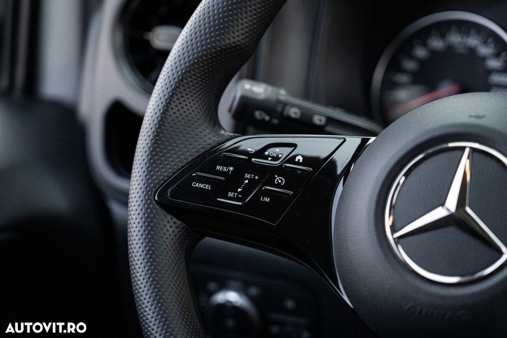 Mercedes-Benz Vito - 20