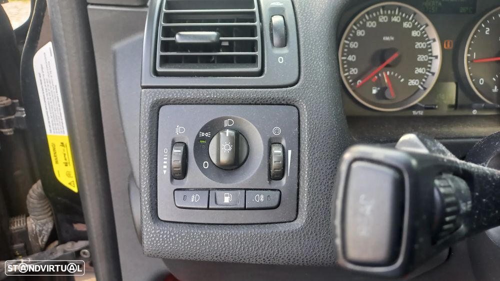 Volvo C30 1.6 D Nível 2 - 11