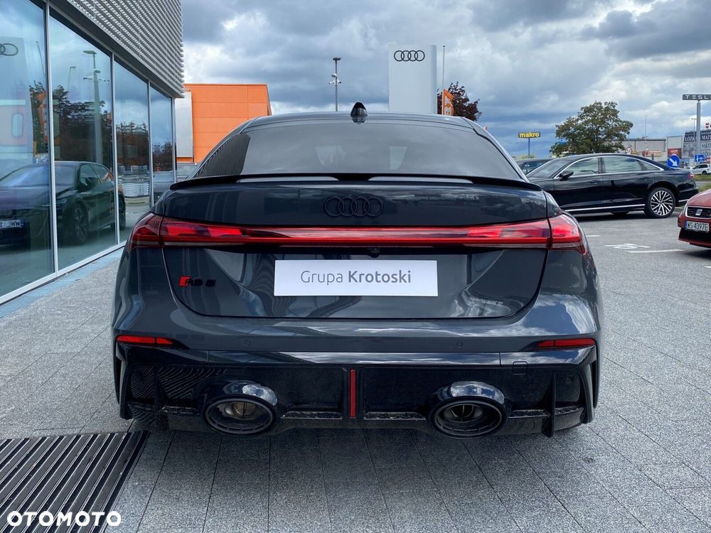Audi RS5 Limousine - 5