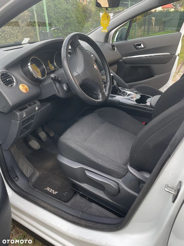 Peugeot 3008 1.6 Premium - 18